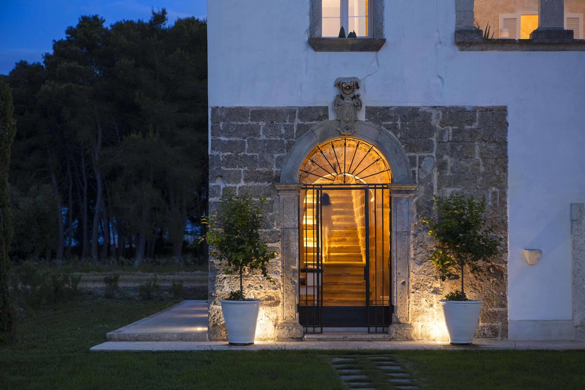 Critabianca - Masseria In Salento Cutrofiano Ngoại thất bức ảnh